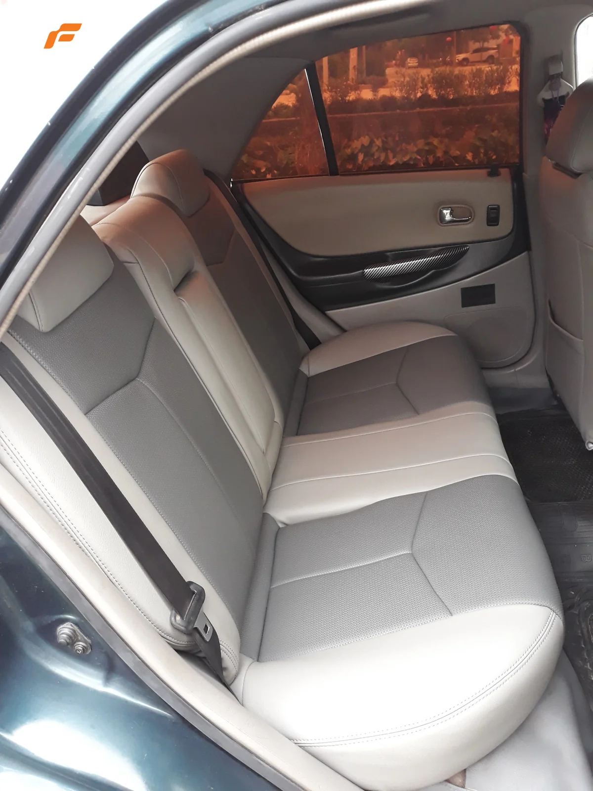 BỌC GHẾ DA FORD LASER - Ảnh 4