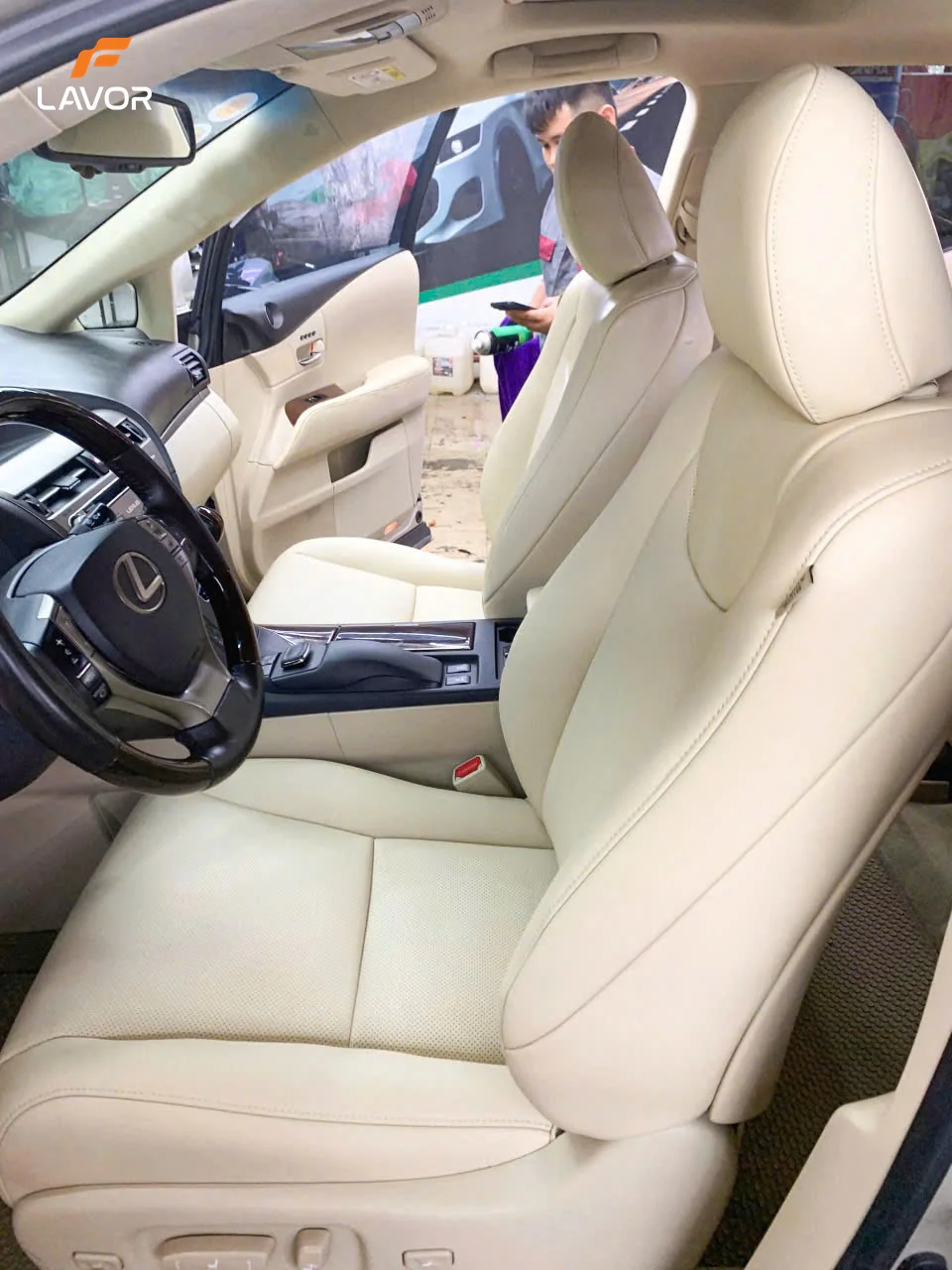 BỌC GHẾ DA LEXUS RX350 2010-2011 - Ảnh 1