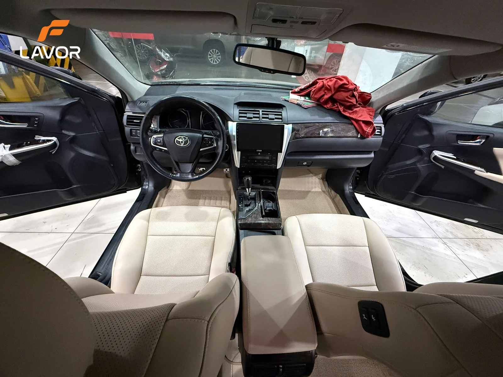 BỌC GHẾ DA TOYOTA CAMRY - Ảnh 4