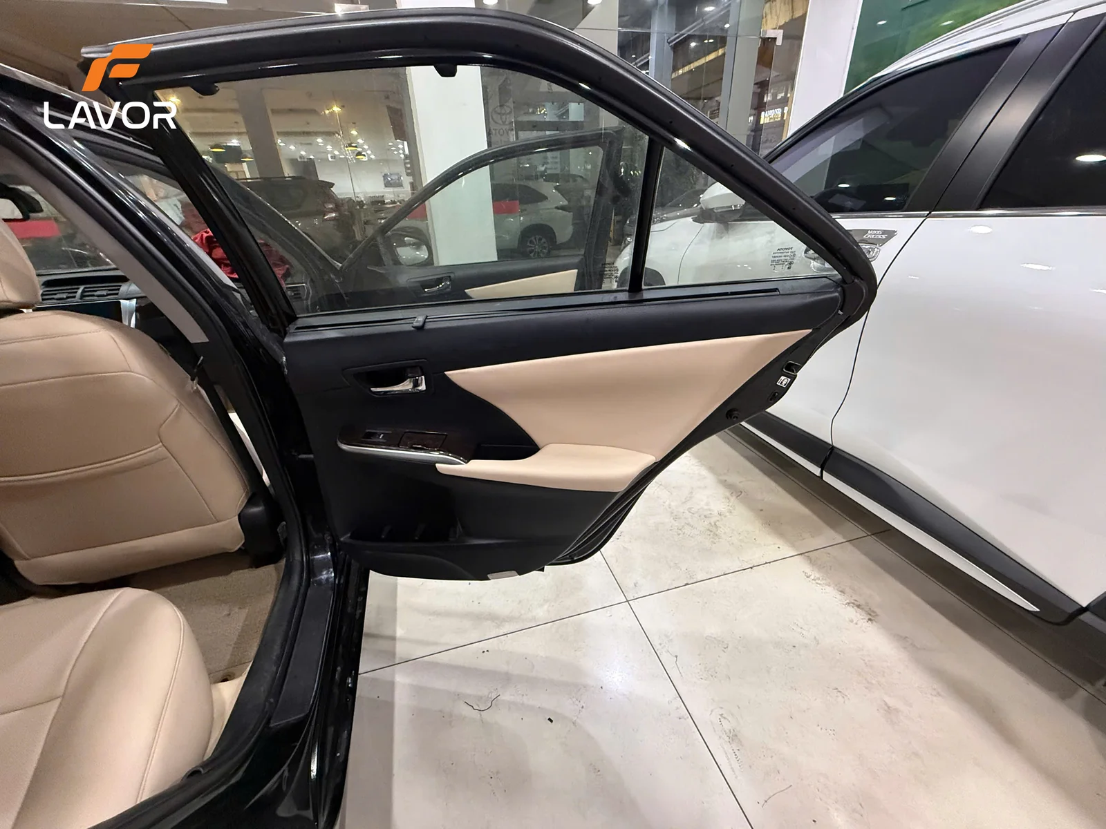 BỌC GHẾ DA TOYOTA CAMRY - Ảnh 7