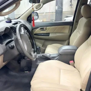 BỌC GHẾ DA TOYOTA FORTUNER - Thumbnail Image 1