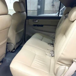 BỌC GHẾ DA TOYOTA FORTUNER - Thumbnail Image 3