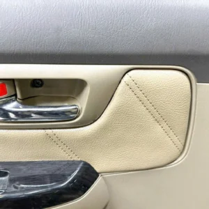 BỌC GHẾ DA TOYOTA FORTUNER - Thumbnail Image 4