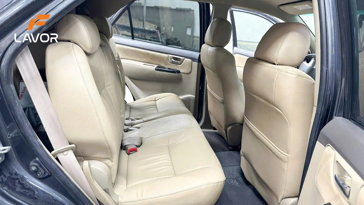 BỌC GHẾ DA TOYOTA FORTUNER - Ảnh 5