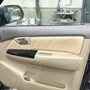 BỌC GHẾ DA TOYOTA FORTUNER - Thumbnail Image 6