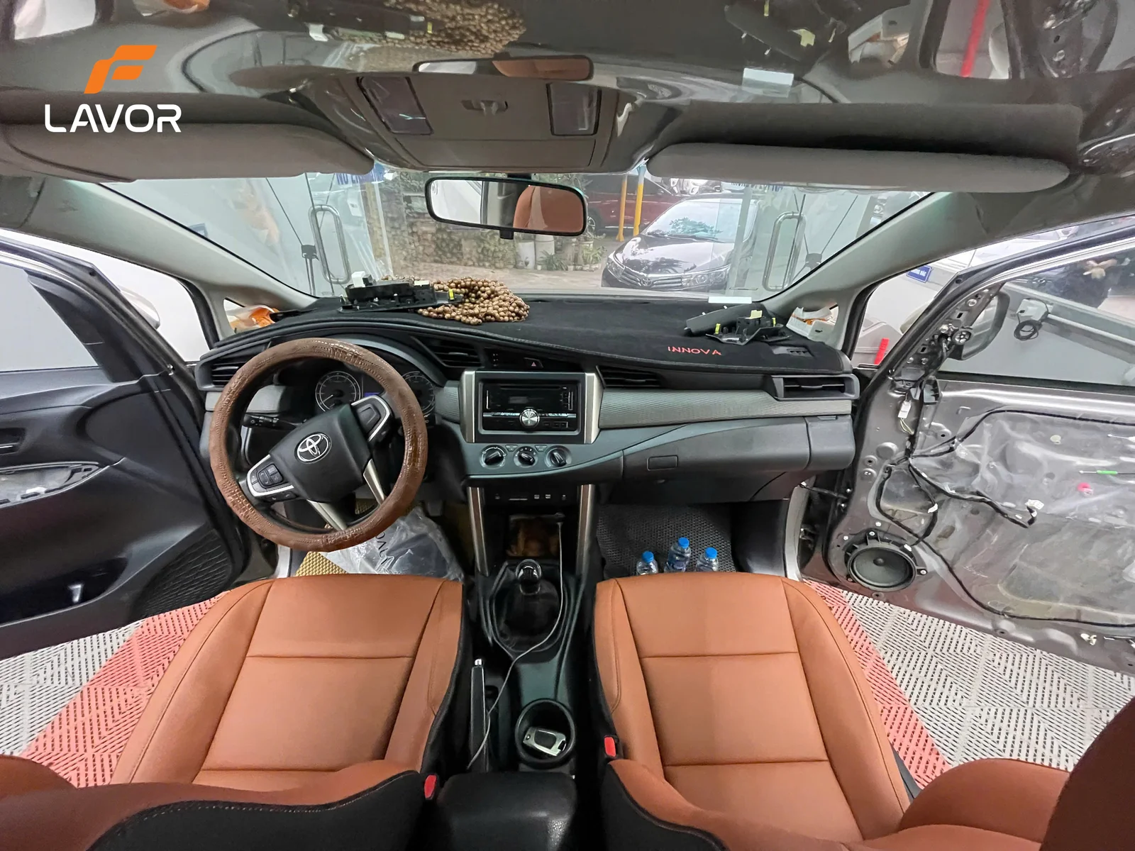 BỌC GHẾ DA TOYOTA INNOVA 2016-2023 - Ảnh 3