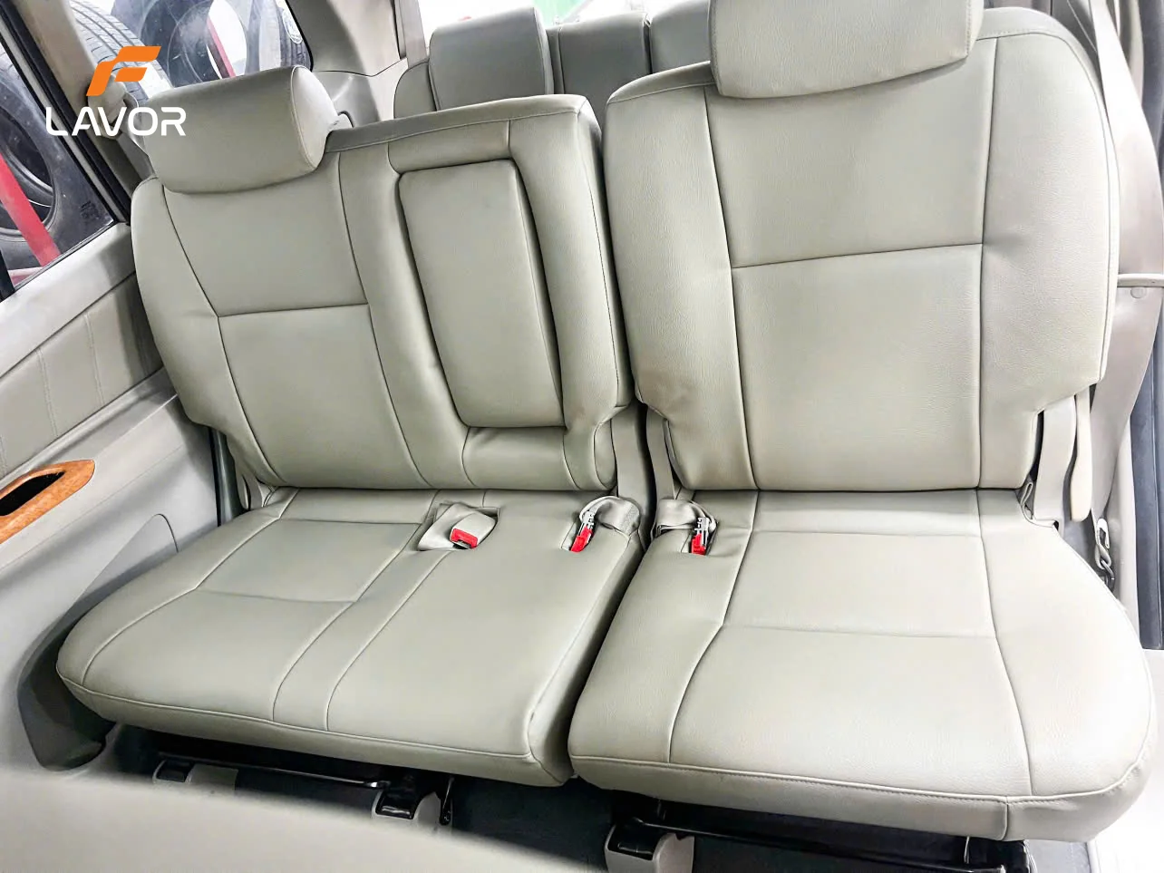 BỌC GHẾ DA TOYOTA INNOVA - Ảnh 3
