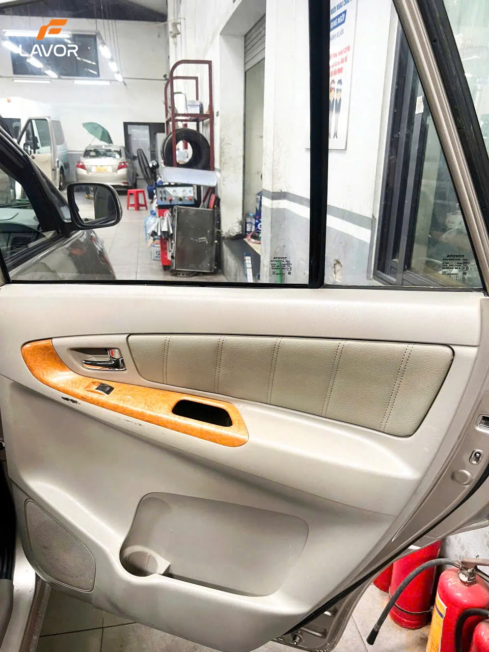 BỌC GHẾ DA TOYOTA INNOVA - Ảnh 5