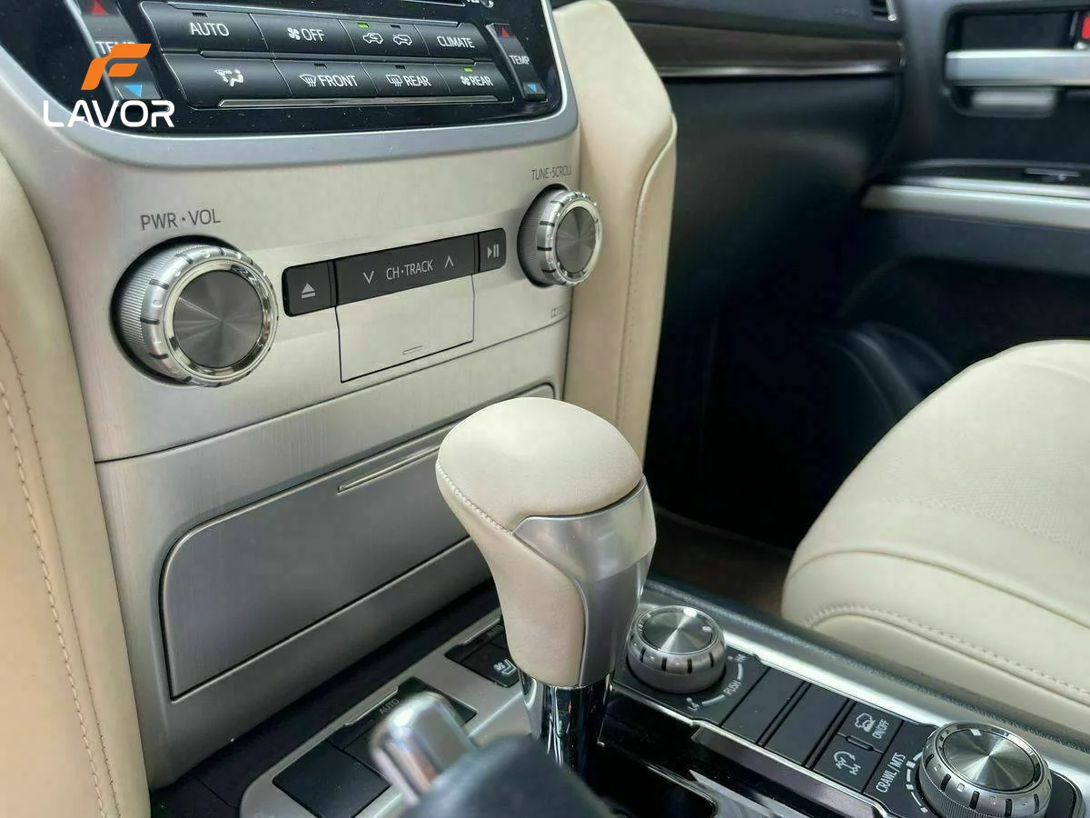 BỌC GHẾ DA TOYOTA LAND CRUISER 2008-2020 - Ảnh 9