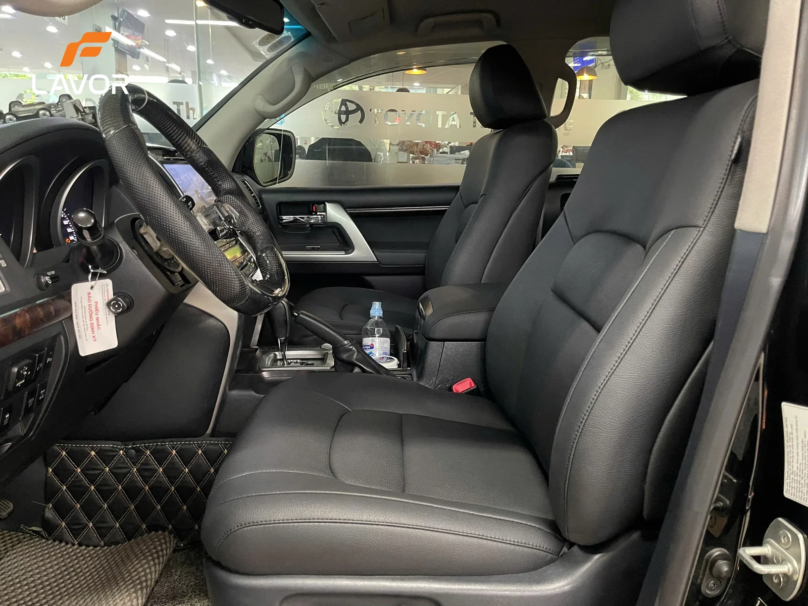BỌC GHẾ DA TOYOTA LAND CRUISER 2008-2020 - Ảnh 1