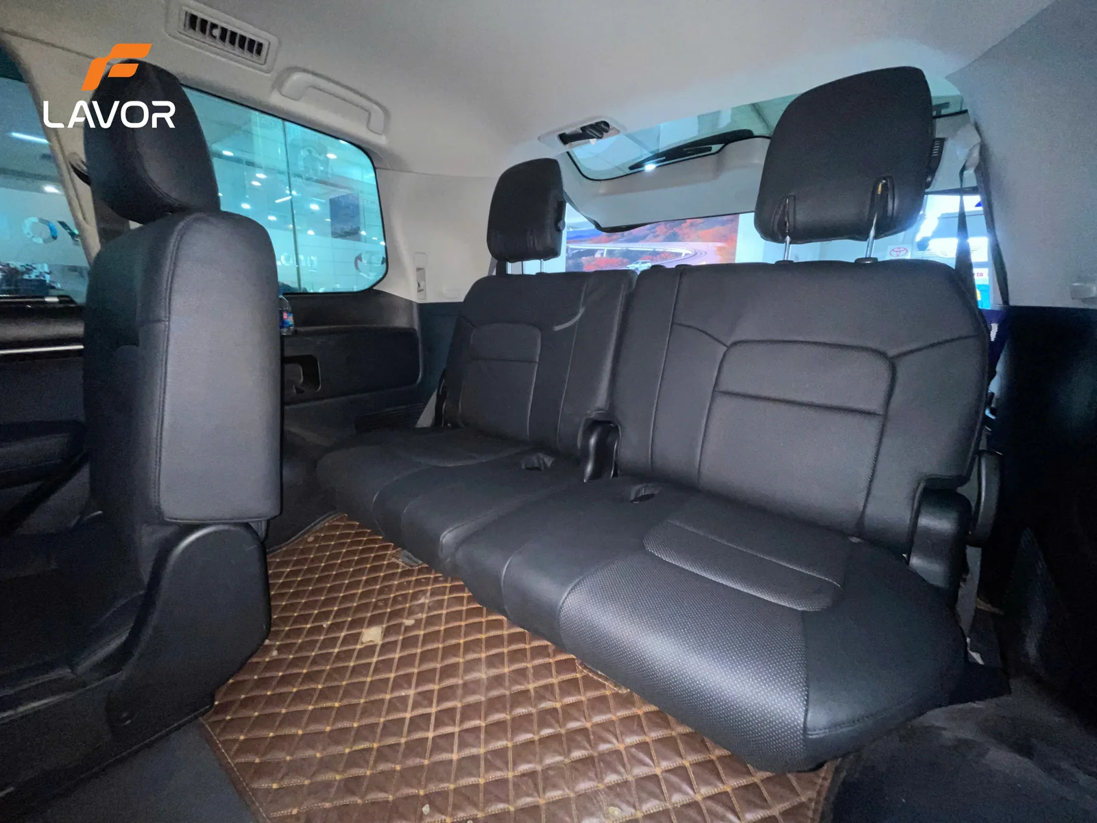 BỌC GHẾ DA TOYOTA LAND CRUISER 2008-2020 - Ảnh 4