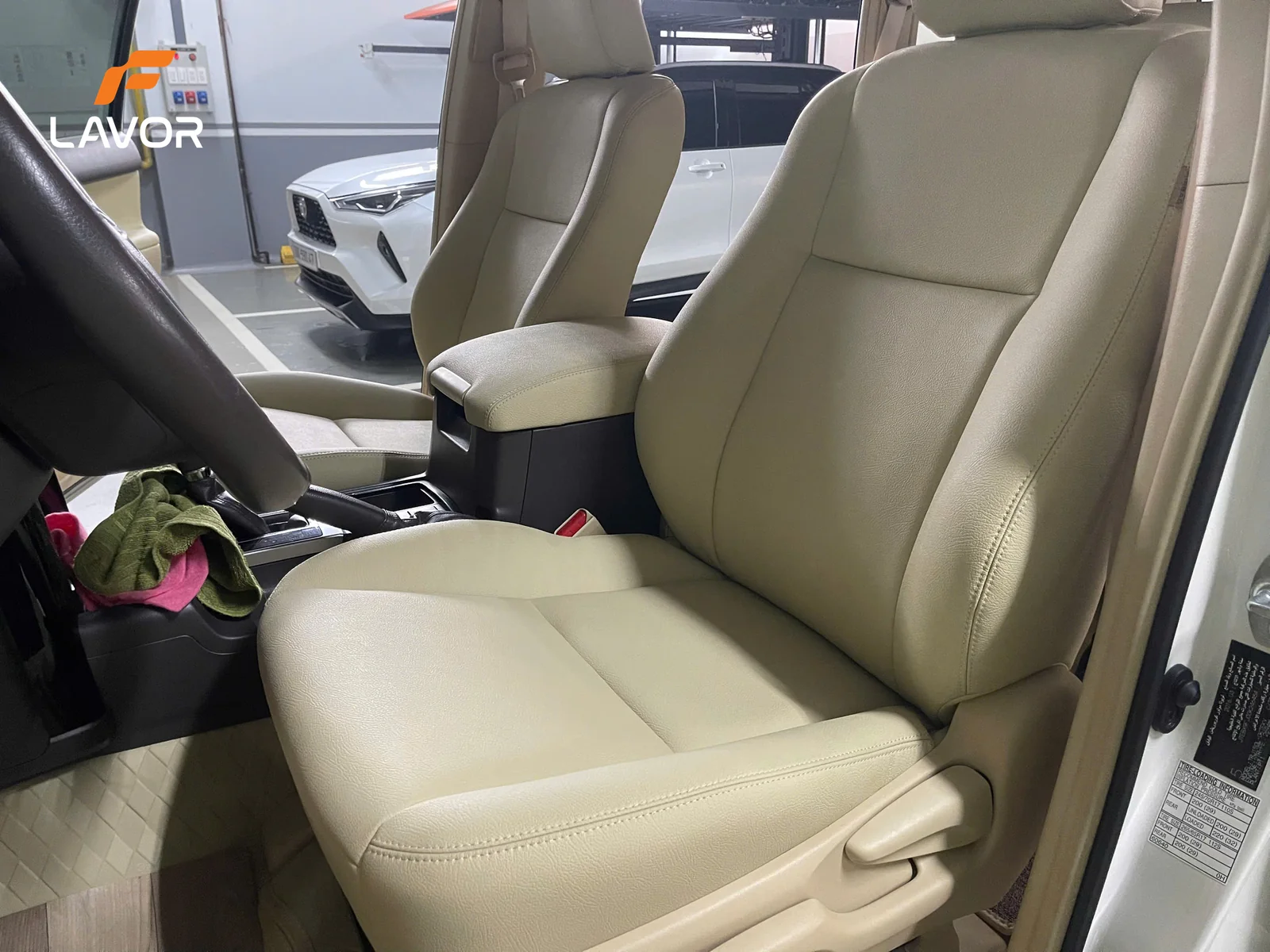BỌC GHẾ DA TOYOTA PRADO 2010-2024 - Ảnh 1