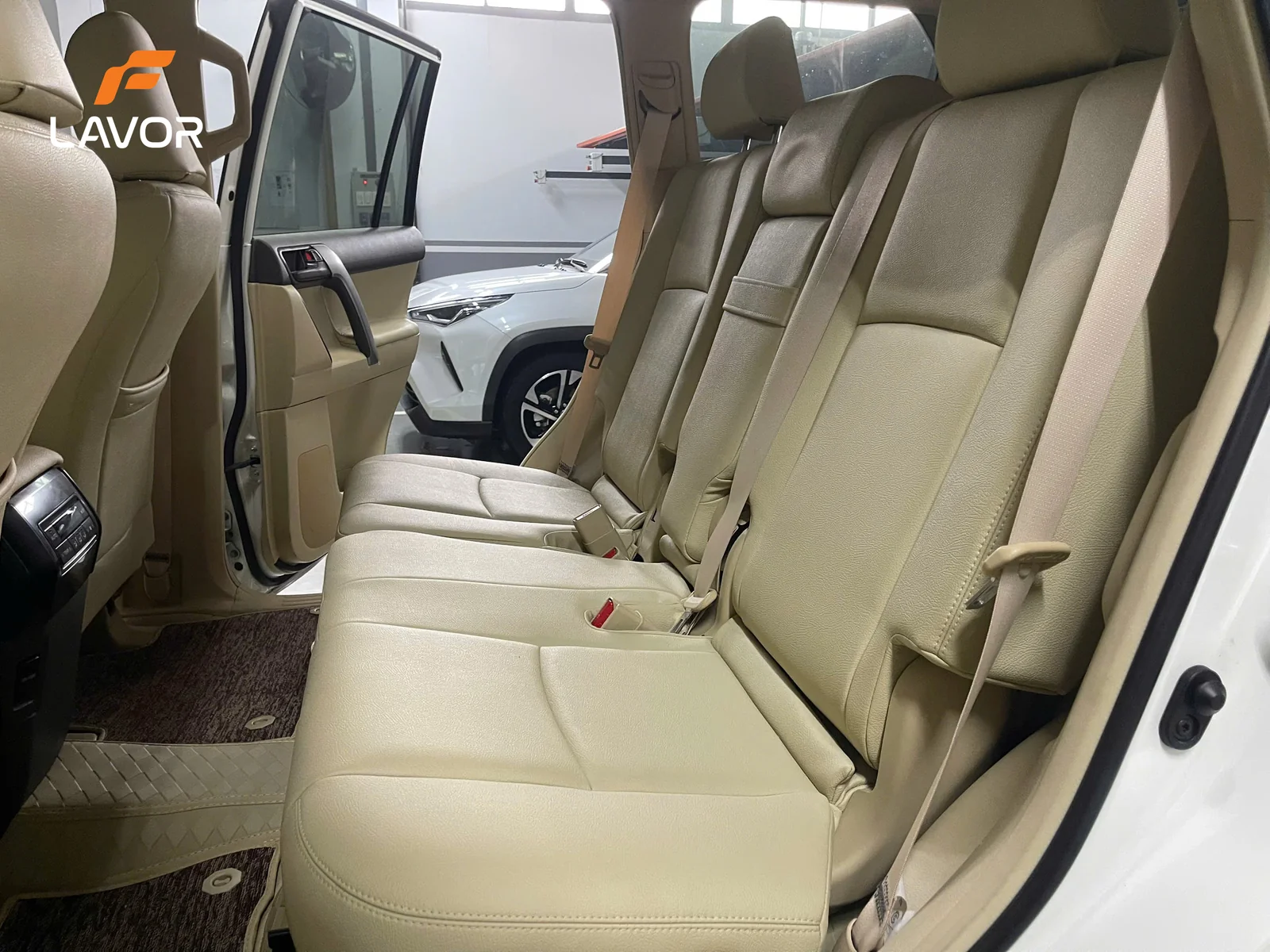BỌC GHẾ DA TOYOTA PRADO 2010-2024 - Ảnh 3