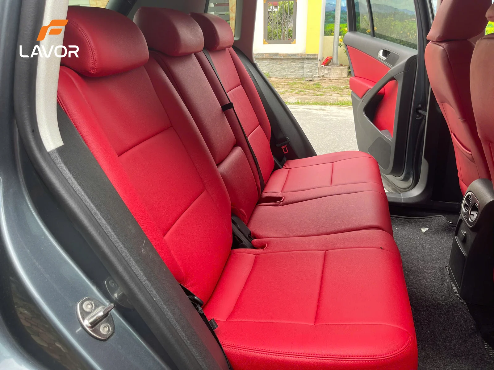 BỌC GHẾ DA VOLKSWAGEN TIGUAN 2010-2016 - Ảnh 3