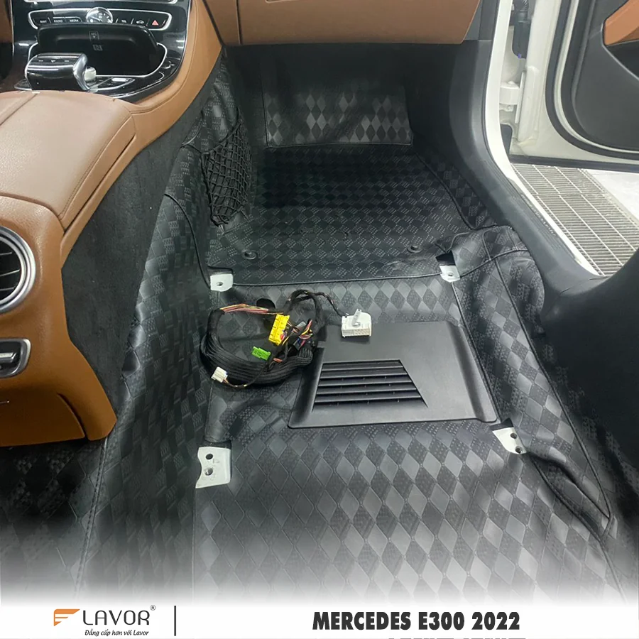SÀN – THẢM MERCEDES E300 2022 - Ảnh 5