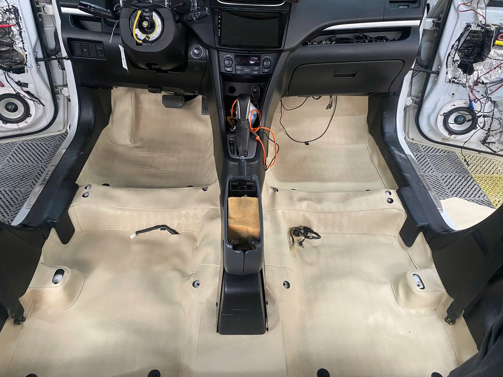 SÀN – THẢM SUZUKI SWIFT 2013-2016 - Ảnh 4