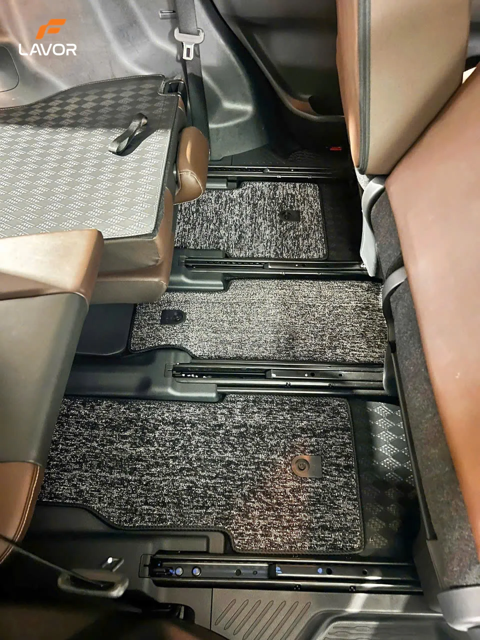 SÀN – THẢM TOYOTA INNOVA - Ảnh 4