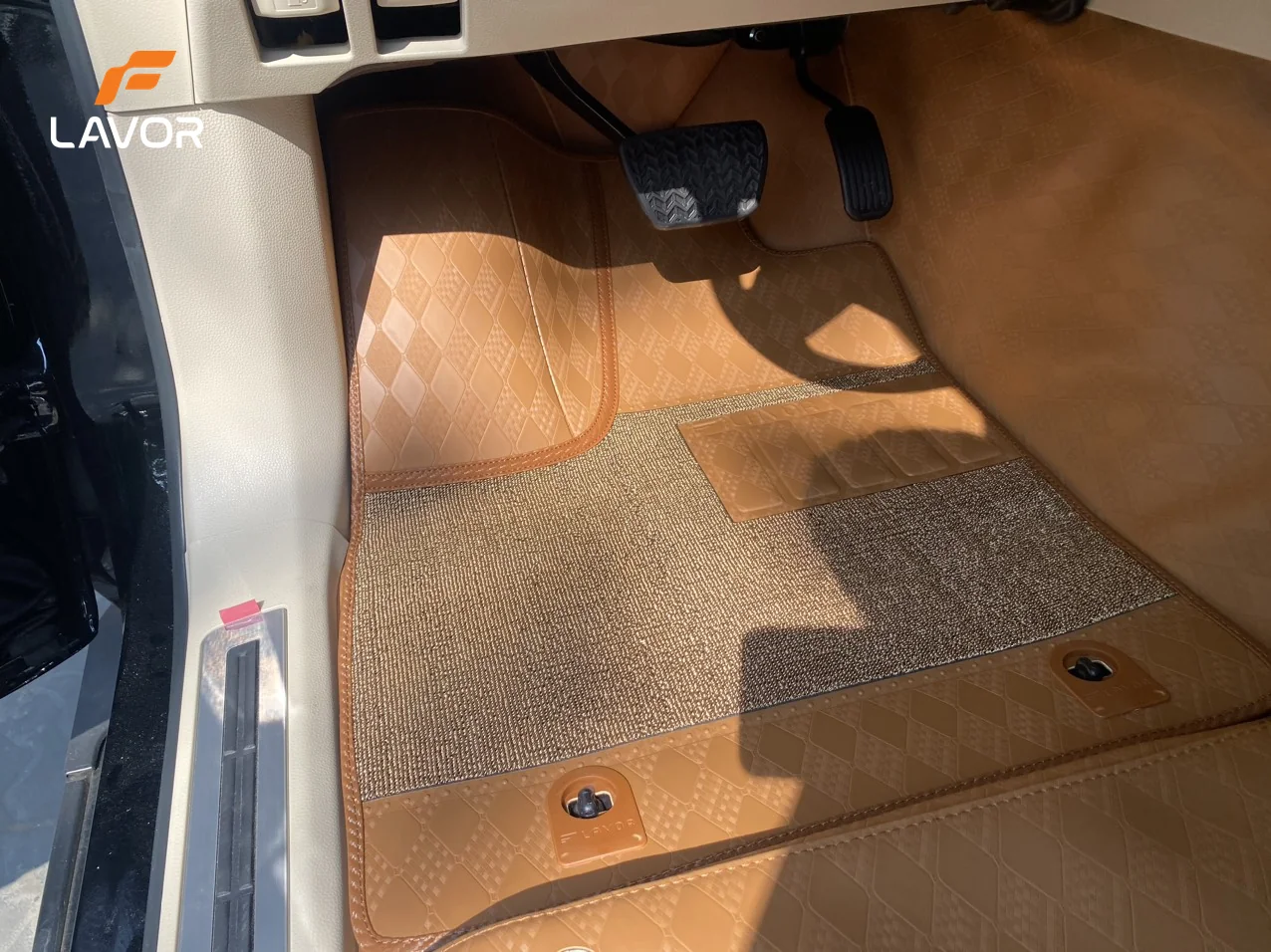 SÀN – THẢM TOYOTA LAND CRUISER 2021-2024 - Ảnh 1