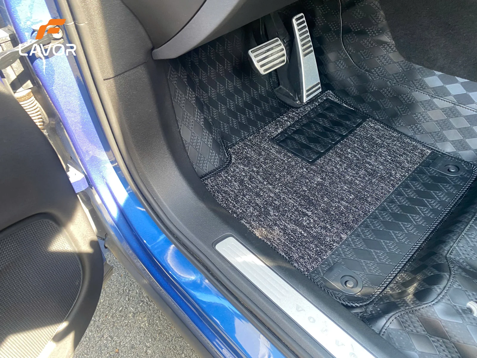 SÀN – THẢM VOLVO XC90 2015-2024 - Ảnh 1